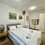 Apartamento Engadin's 1bdr In Center Sarajevo