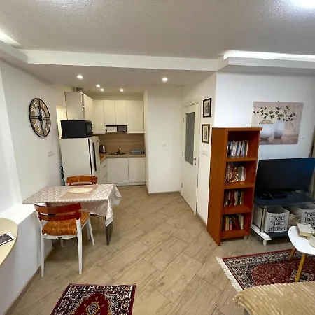 Engadin's 1bdr In Center * سراييفو