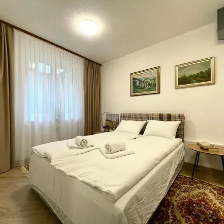 Engadin's 1bdr In Center شقة سراييفو