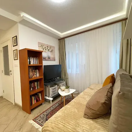 Engadin's 1bdr In Center * سراييفو